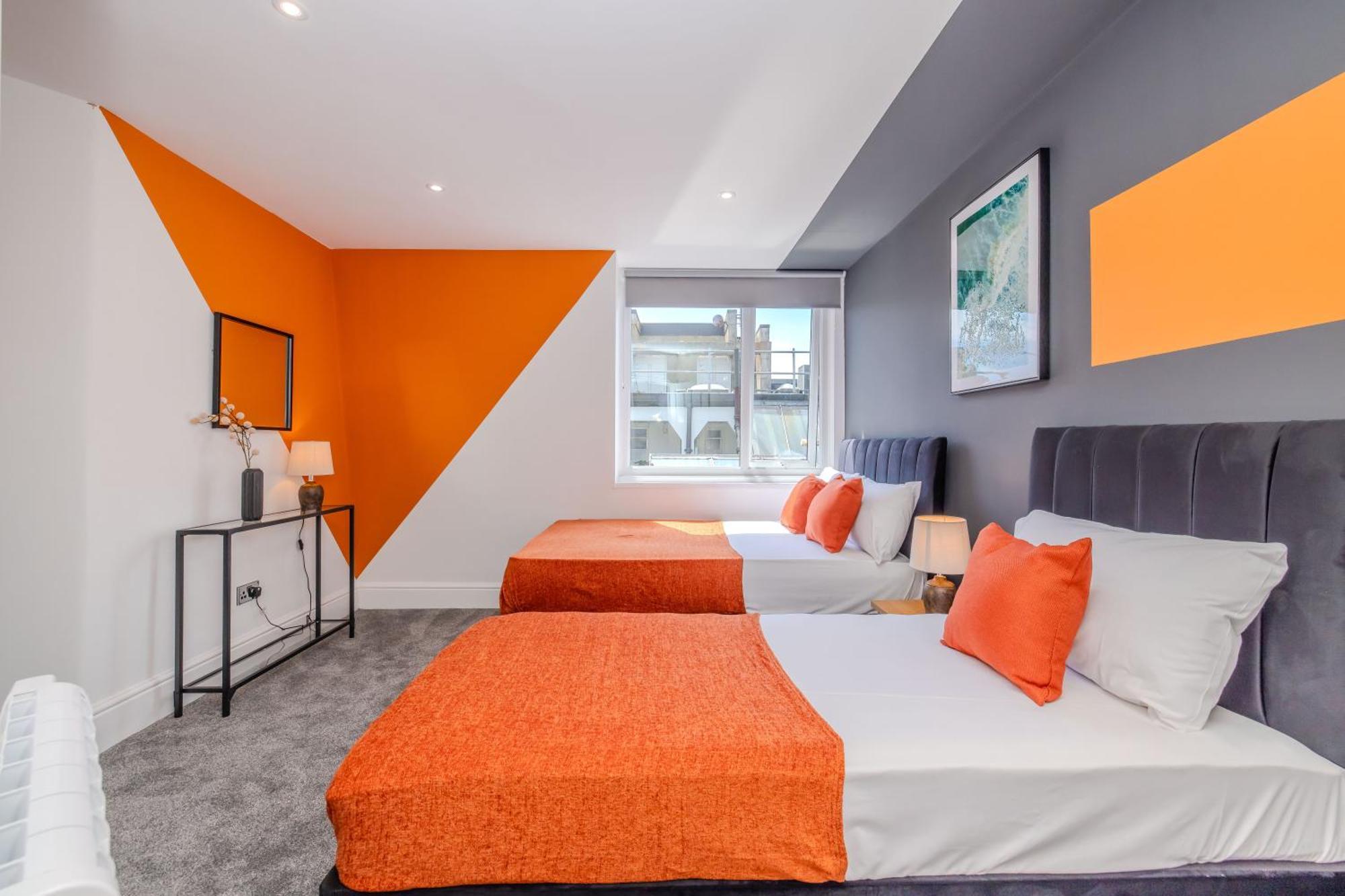 Amazing 3 Bedroom Flat I Next To Brighton Beach & Shopping Center Exterior photo